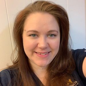 Meet your Posher, Catherine